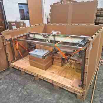 freight box for heavy machinery